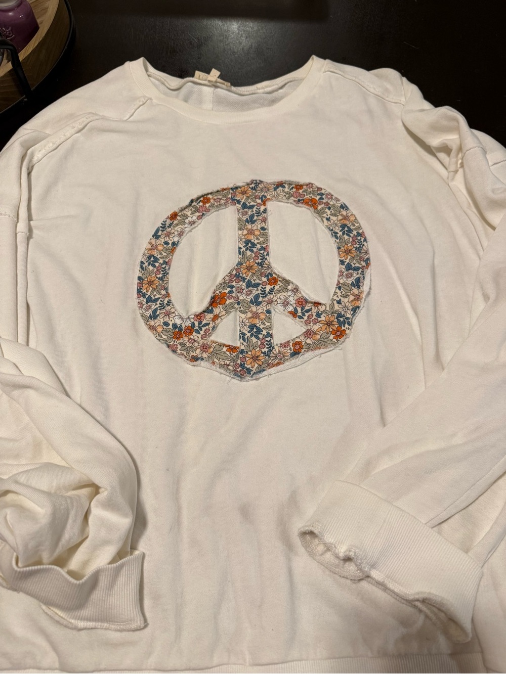easel off White Crewneck Pullover